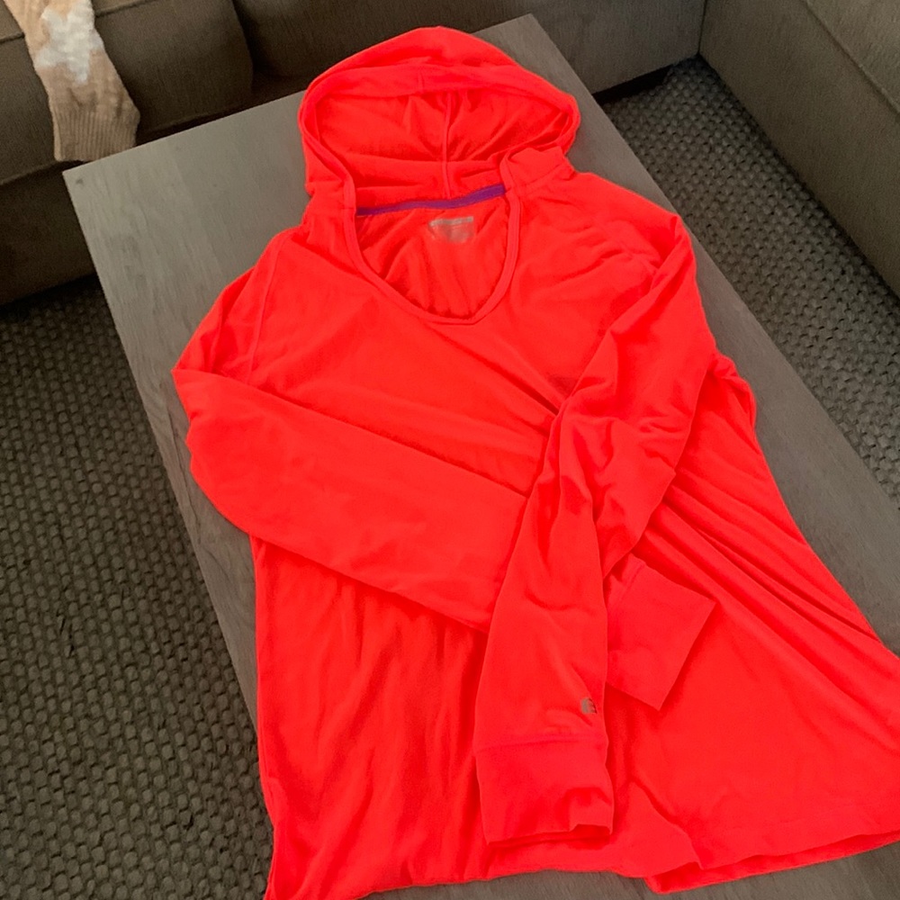 Quick-dry hooded light weight pullover